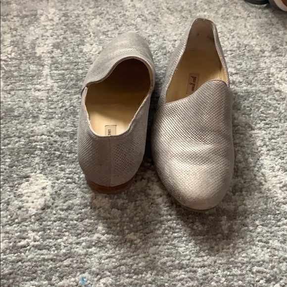 Flats - Picture 2 of 6